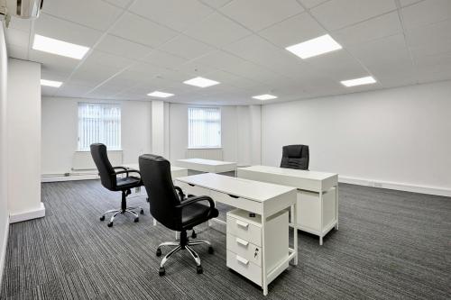 Tanshire Business Park, Shackleford Road, Elstead, GU8