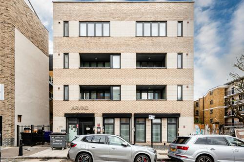 9 Henriques Street, Whitechapel, London, E1