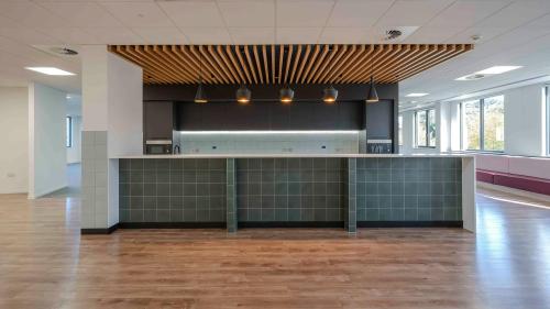 Ascent 4, Farnborough Aerospace Centre, Farnborough, GU14