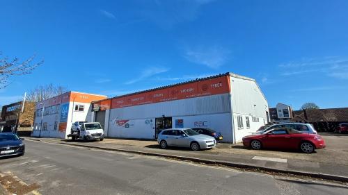 Office, 5A-5B King Street, Houghton Regis, Dunstable, LU5