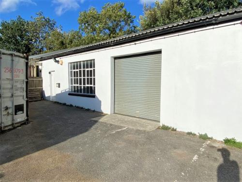 Unit 10, Set Star Estate, Transport Avenue, Brentford, TW8