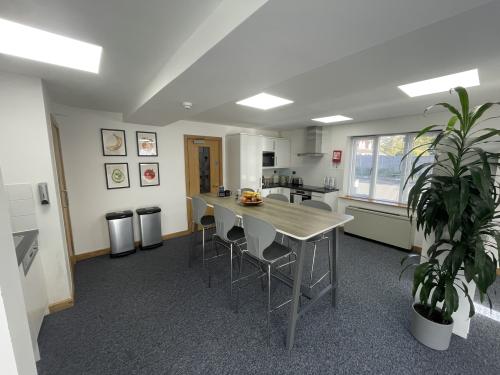 3 Waltham Court, Milley Lane, Reading, RG10
