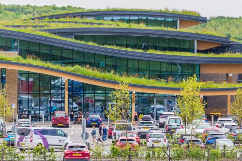 Leeds Skelton Lake Services, J45 M1, Skelton, Leeds, LS9