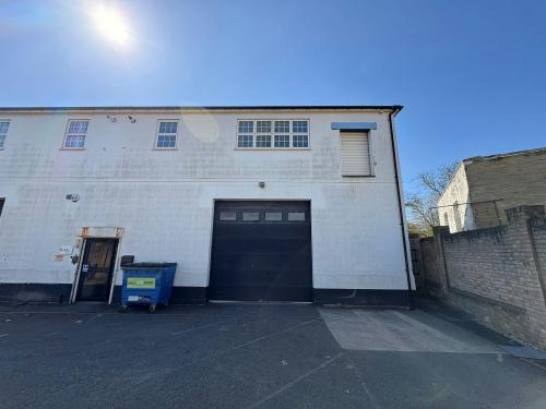 Unit 3, Worton Hall Industrial Estate, Worton Road, Isleworth, TW7
