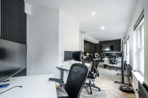 27 Holywell Row, Shoreditch, London, EC2A