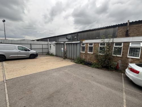 Unit V4, Willments Industrial Estate, Hazel Road, Southampton, SO19