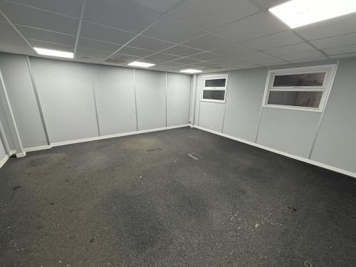 Unit V2, Willments Industrial Estate, Hazel Road, Southampton, SO19