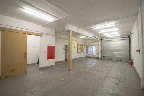 Unit 12, Wadsworth Business Centre, Wadsworth Road, Perivale, UB6