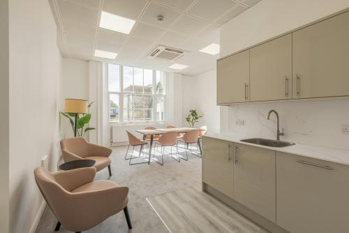 20 Grosvenor Gardens, Belgravia, London, SW1W