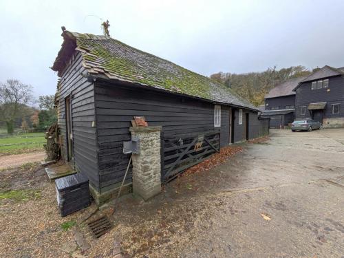 Upper House Farm Stables, Church Road, Hascombe, Godalming, GU8