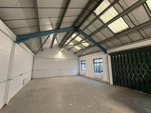 7, Brook Lane Business Centre, Brook Lane North, Brentford, TW8