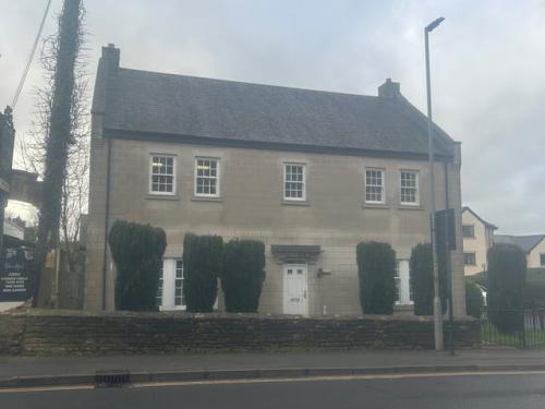 21 Gladstone Road, Chippenham, SN15