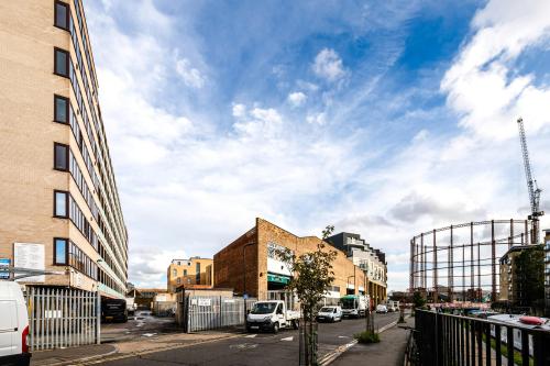 Unit 76 Regent Studios, 8 Andrews Road, London Fields, London, E8