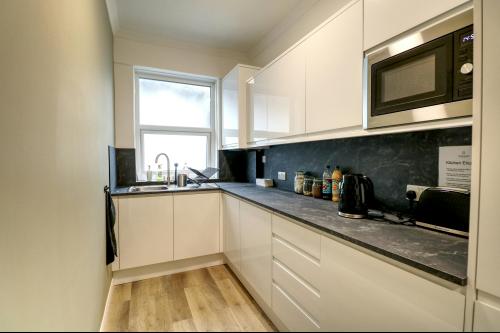 141-143 South Road, Haywards Heath, RH16