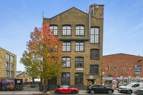 99 Wallis Road, Hackney Wick, London, E9