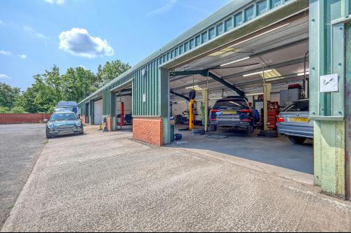 Units 12 Coopersale Hall Farm, Fluxs Lane, Epping, CM16