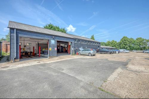 Unit 11 Coopersale Hall Farm, Fluxs Lane, Epping, CM16