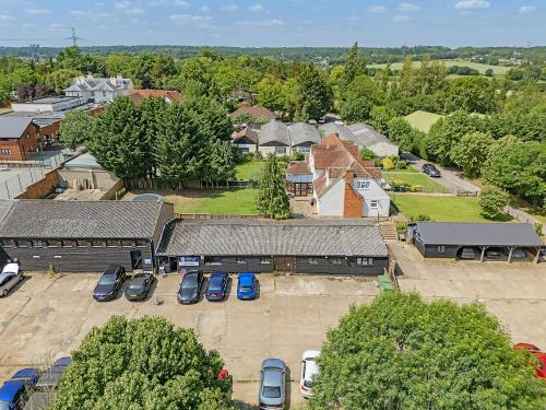 Unit 10 Coopersale Hall Farm, Fluxs Lane, Epping, CM16