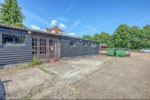 Unit 10 Coopersale Hall Farm, Fluxs Lane, Epping, CM16