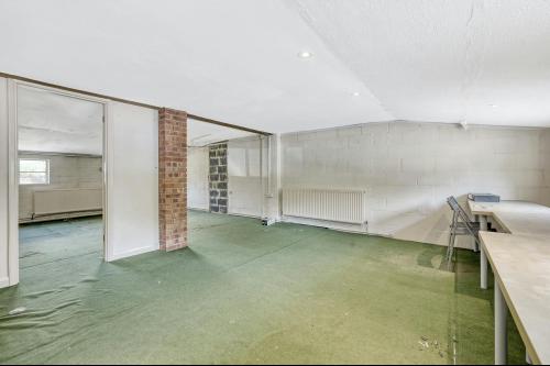 Unit 10 Coopersale Hall Farm, Fluxs Lane, Epping, CM16