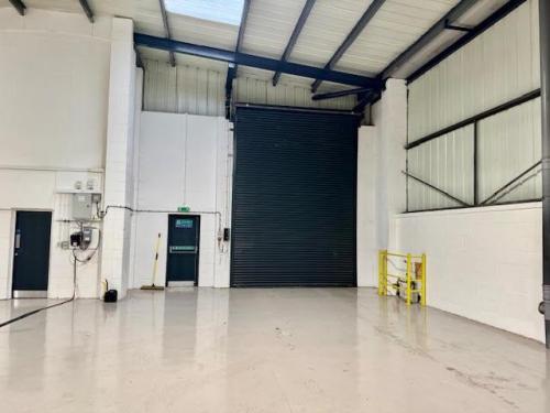 Unit 3, Stocklake Park Industrial Estate, Farmbrough Close, Aylesbury, HP20