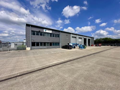 Unit 14, Crendon Industrial Park, Hikers Way, Long Crendon, Aylesbury, HP18