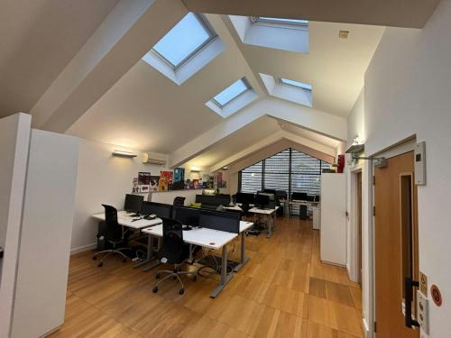 Unit 1 The Studio, Pooley Drive, East Sheen, London, SW14