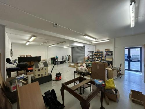 Unit 19 Star West, Westmead Industrial Estate, Swindon, SN5