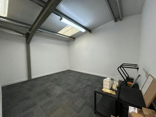 Unit 19 Star West, Westmead Industrial Estate, Swindon, SN5