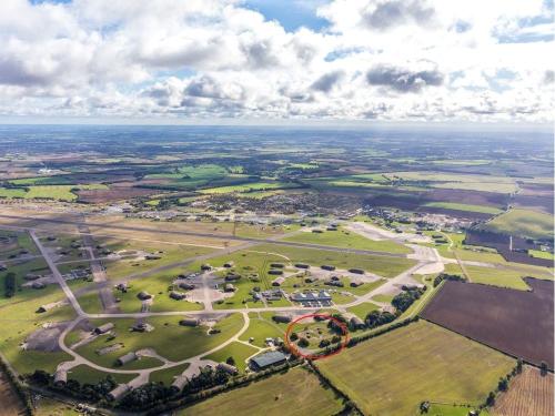 2 Acres, Heyford Park, Camp Road, Upper Heyford, OX25