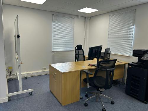 Unit 1, Wellington Business Park, Crowthorne, RG45