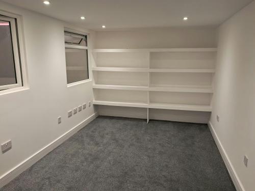 Unit 32, Longshot Industrial Estate, Longshot Lane, Bracknell, RG12