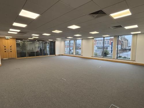Aquasulis, 10-14 Bath Road, Slough, SL1