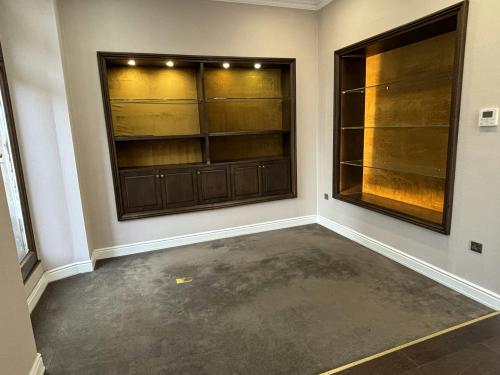 1 Mandeville Place, Marylebone, London, W1U