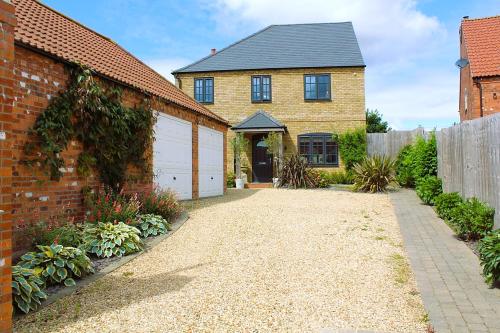 20 Brindley Close, Thorpe-On-The-Hill, Lincoln, LN6