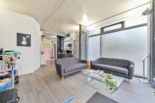 Unit 6, 24a High Street, Stratford, London, E15