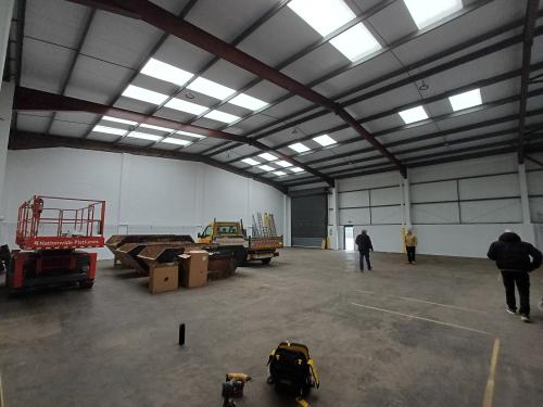 Office, 120 Camford Way, Luton, LU3