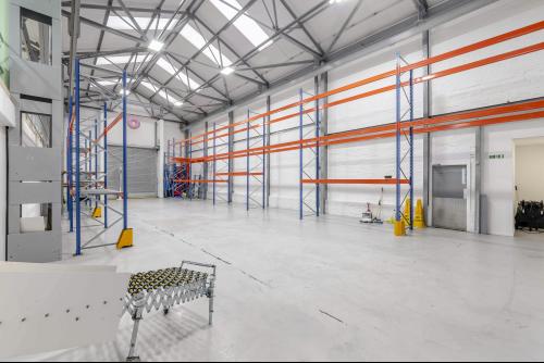 Unit 58, Robert Cort Industrial Estate, Britten Road, Reading, RG2