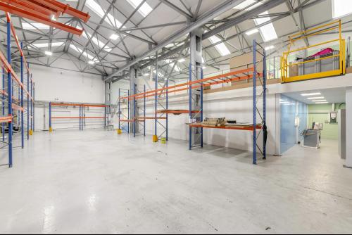 Unit 58, Robert Cort Industrial Estate, Britten Road, Reading, RG2
