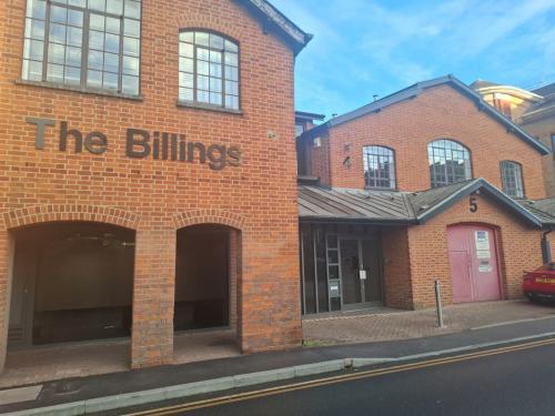 4 The Billings, Walnut Tree Close, Guildford, GU1