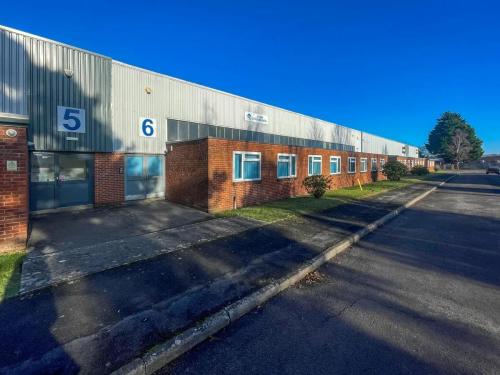 Unit 6 & 7, Holton Heath Trading Park, Holton Road, Holton Heath, Poole, BH16