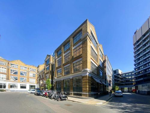 30 Gresse Street, Fitzrovia, London, W1T