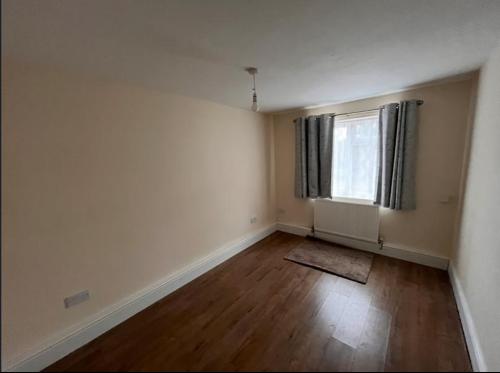 10, Glebe Close, Oadby, LE2