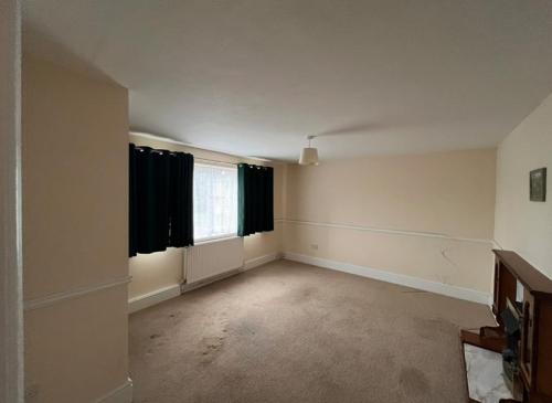 10, Glebe Close, Oadby, LE2