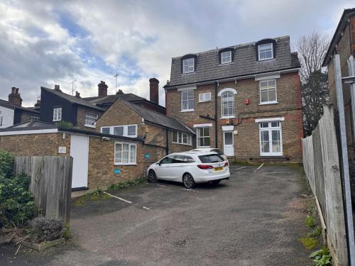 Swan House, 9 Queens Road, Brentwood, CM14