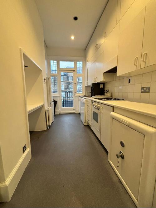 Alma Studios, 32-34 Stratford Road, Kensington, London, W8