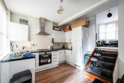 56 Clissold Crescent, Stoke Newington, London, N16
