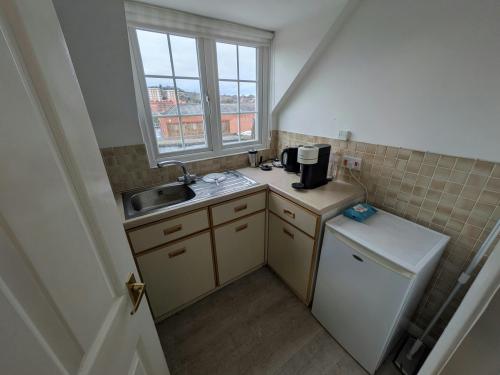 Chapel House, Chapel Street, Guildford, GU1