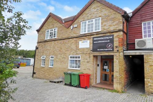 14 Danbury Mews, Wallington, SM6
