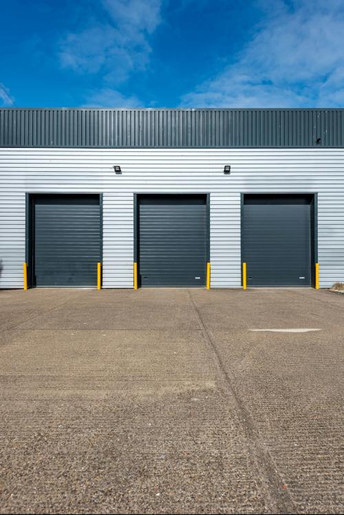 Unit 36, Woodside Industrial Estate, Verey Road, Dunstable, LU5